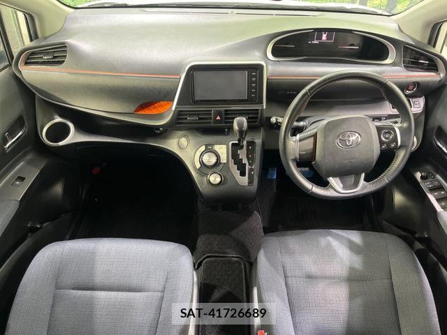 Toyota SIENTA 2016-02 8342345-1