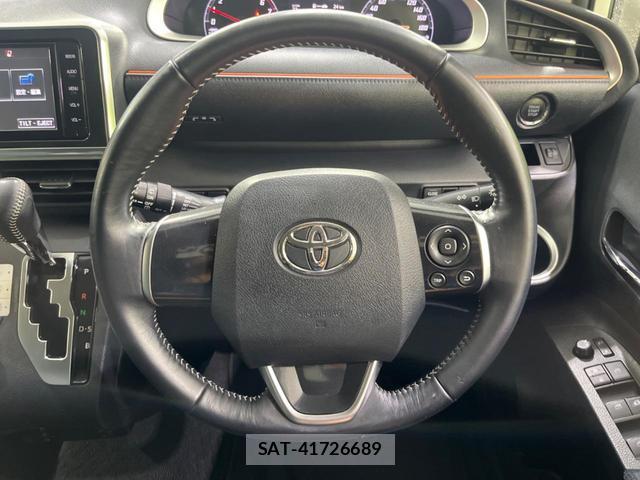 Toyota SIENTA 2016-02 8342345-10