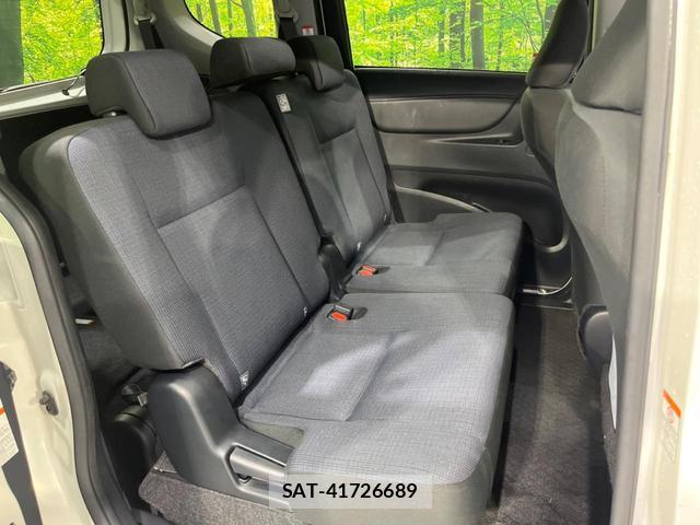 Toyota SIENTA 2016-02 8342345-8