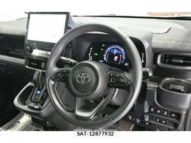 Toyota SIENTA 2023-03 8342593-2
