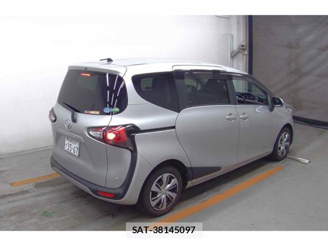 Toyota SIENTA 2018-11 8342606-1