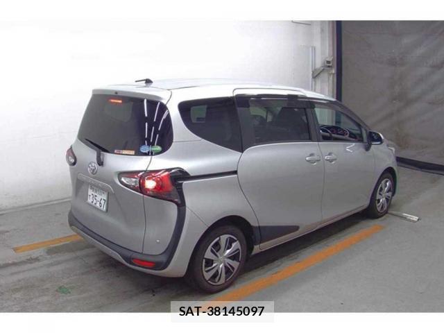 Toyota SIENTA 2018-11 8342606-4