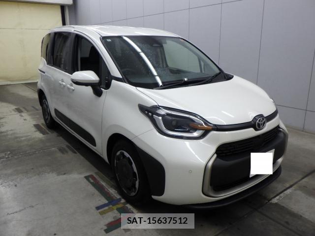 Toyota SIENTA 2022-11 8342645-3