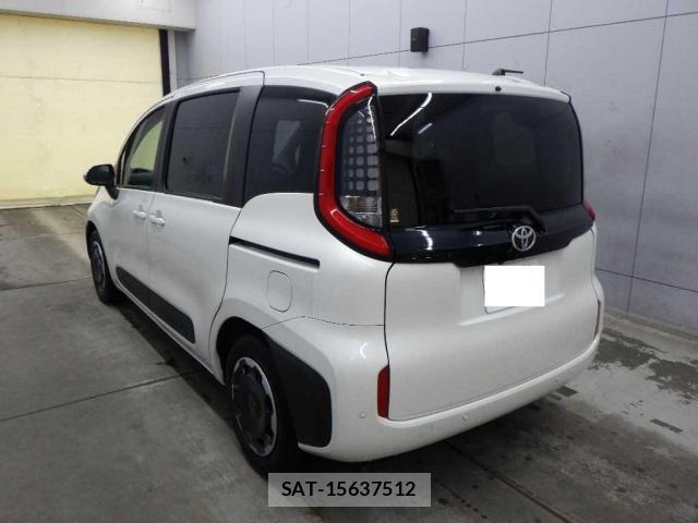 Toyota SIENTA 2022-11 8342645-4