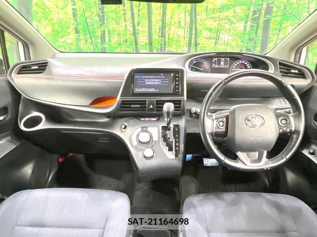 Toyota SIENTA 2015-12 8342681-1