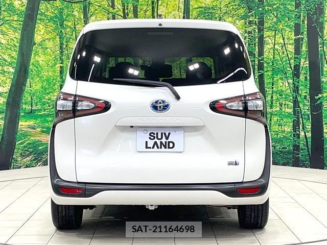 Toyota SIENTA 2015-12 8342681-15