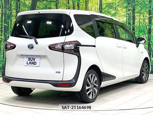 Toyota SIENTA 2015-12 8342681-17