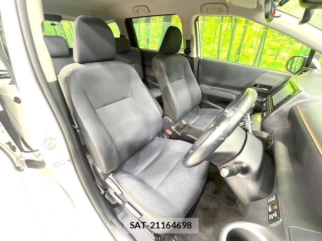 Toyota SIENTA 2015-12 8342681-7