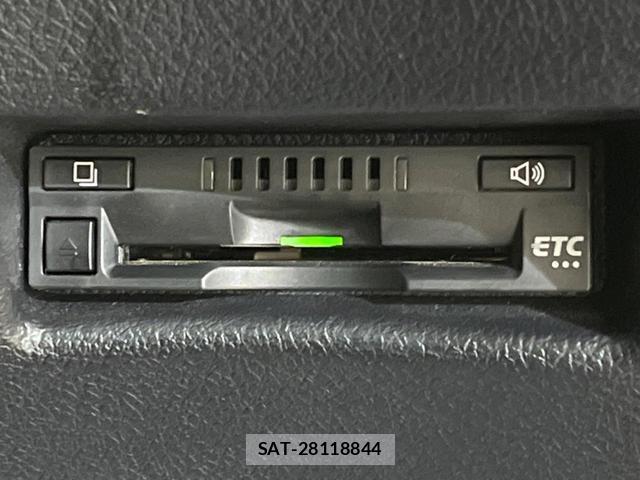 Toyota SIENTA 2019-10 8342930-6