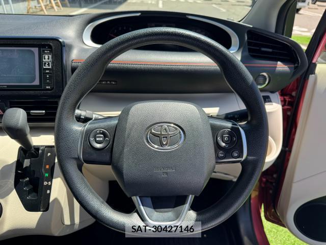 Toyota SIENTA 2015-10 8343127-11