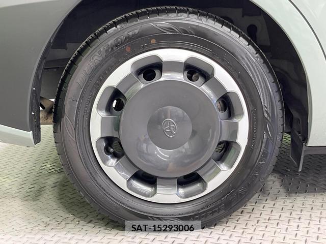 Toyota SIENTA 2023-06 8343247-12