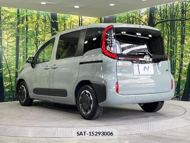 Toyota SIENTA 2023-06 8343247-15