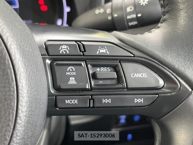 Toyota SIENTA 2023-06 8343247-2
