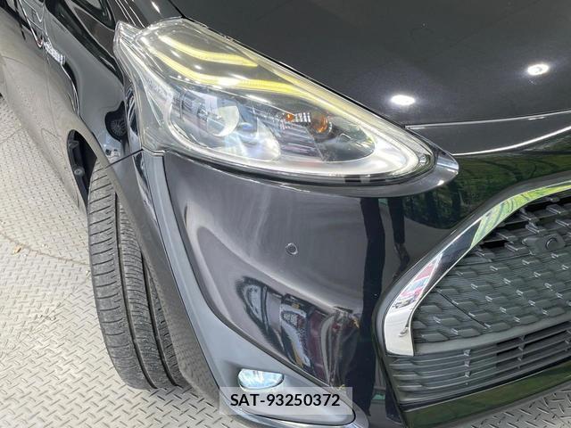 Toyota SIENTA 2019-02 8343250-13