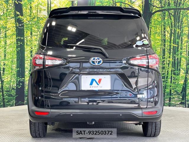 Toyota SIENTA 2019-02 8343250-16