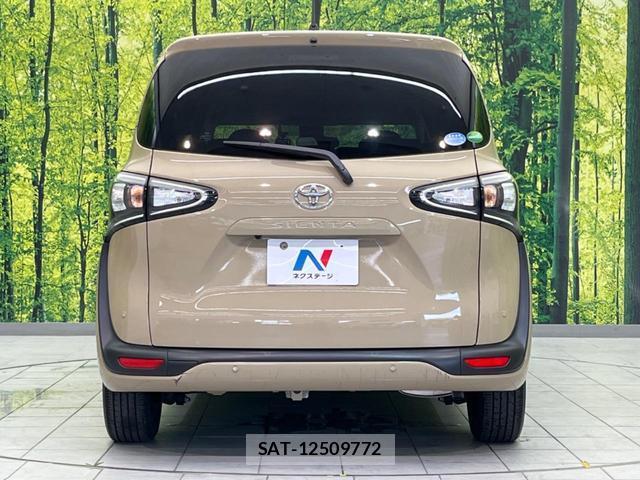 Toyota SIENTA 2020-02 8343330-14