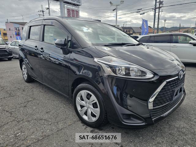 Toyota SIENTA 2022-06 8343595-0