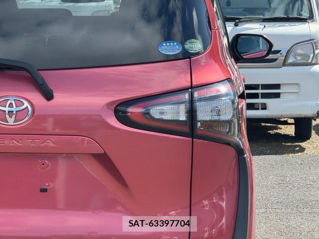 Toyota SIENTA 2017-03 8343693-10