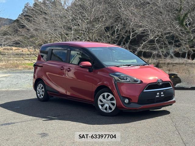 Toyota SIENTA 2017-03 8343693-14