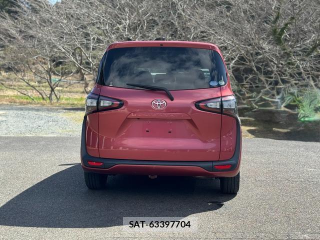 Toyota SIENTA 2017-03 8343693-5