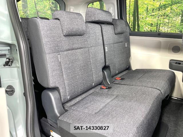 Toyota SIENTA 2026-05 8343870-8