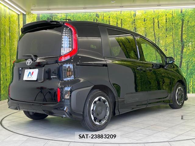 Toyota SIENTA 2026-01 8344014-16