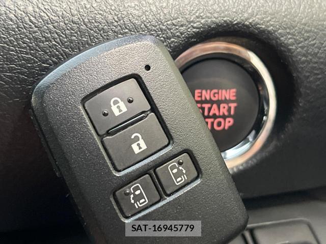 Toyota SIENTA 2017-04 8344068-7
