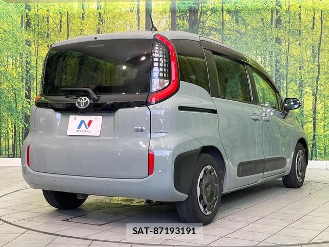 Toyota SIENTA 2022-12 8344135-17
