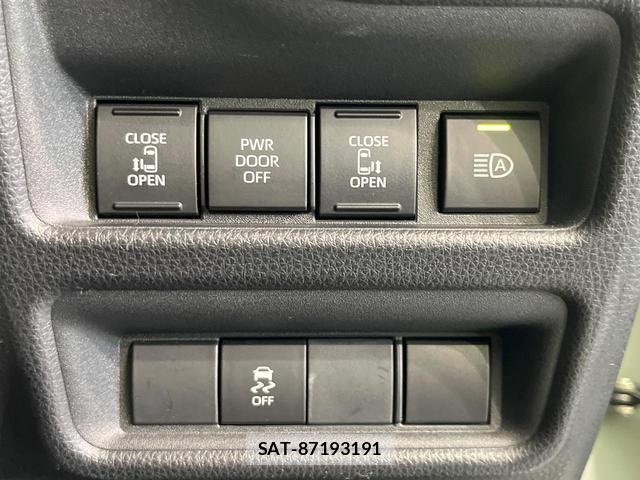 Toyota SIENTA 2022-12 8344135-4