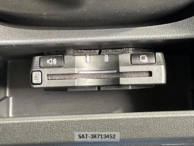 Toyota SIENTA 2015-07 8344187-5