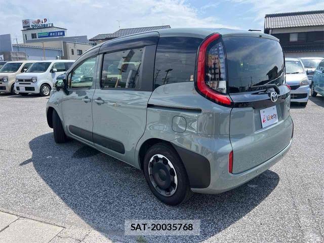 Toyota SIENTA 2023-02 8344209-16