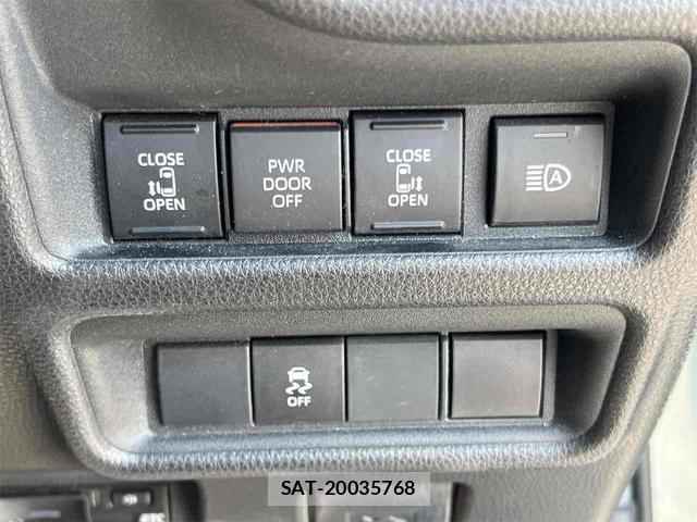 Toyota SIENTA 2023-02 8344209-9