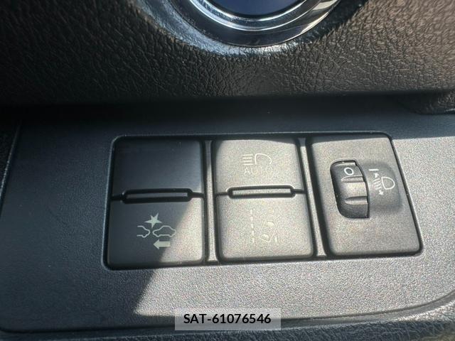 Toyota SIENTA 2020-02 8344241-13