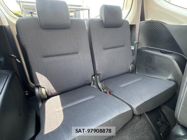 Toyota SIENTA 2016-04 8344245-19