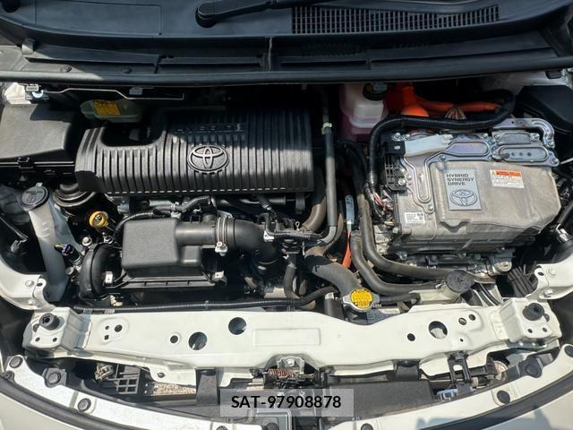Toyota SIENTA 2016-04 8344245-7