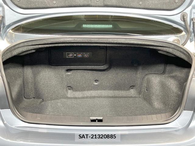 Nissan SKYLINE 2016-06 8343362-11