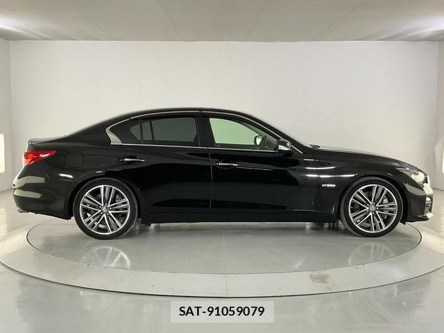Nissan SKYLINE 2016-04 8343940-7