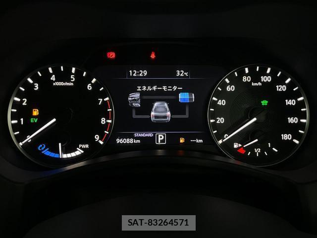 Nissan SKYLINE 2019-07 8343941-11