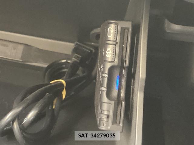 Suzuki SOLIO 2017-03 8342111-2