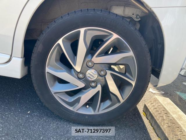 Suzuki SPACIA 2014-08 8342109-3