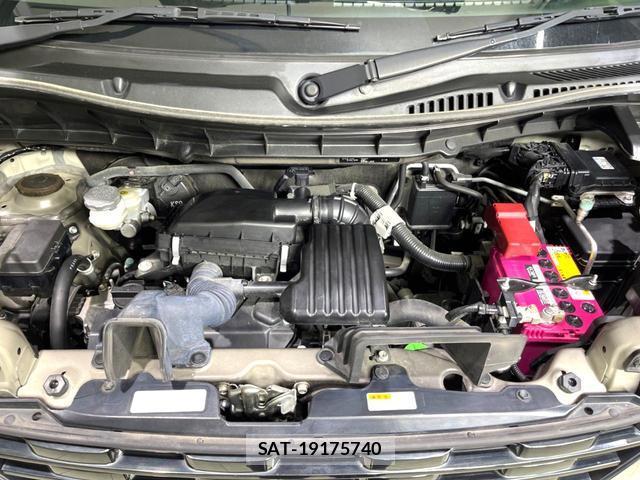 Suzuki SPACIA 2021-09 8342164-18