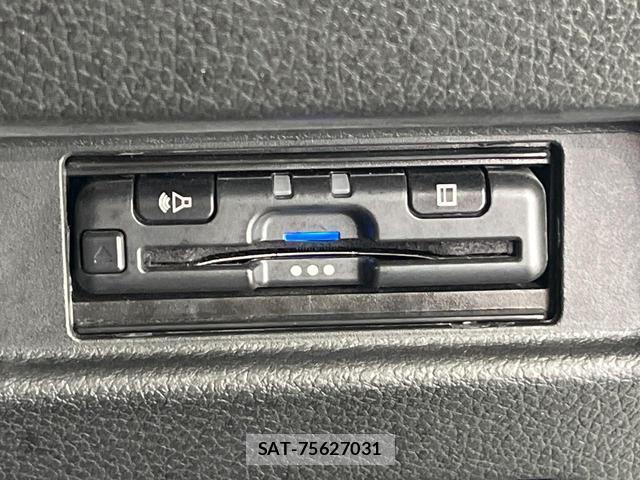 Suzuki SPACIA 2019-11 8344023-4