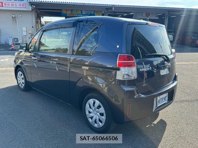 Toyota SPADE 2012-09 8342208-10