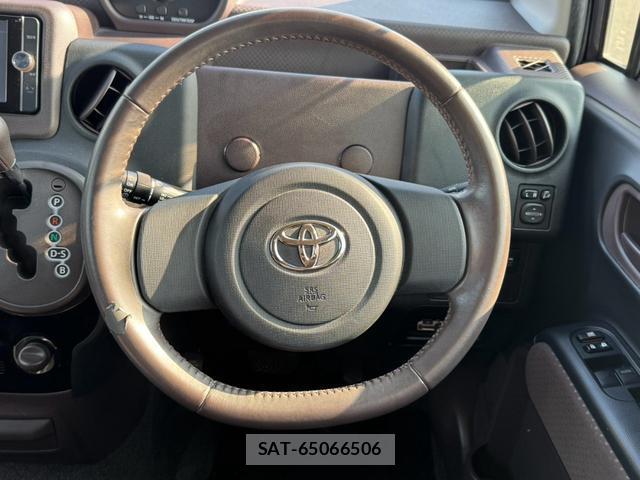 Toyota SPADE 2012-09 8342208-17