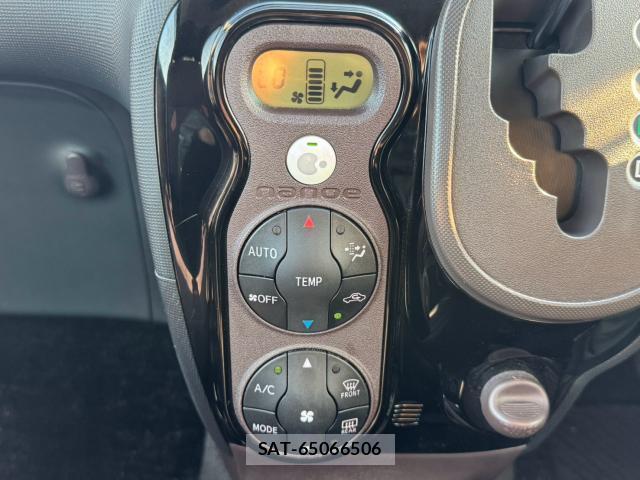 Toyota SPADE 2012-09 8342208-19