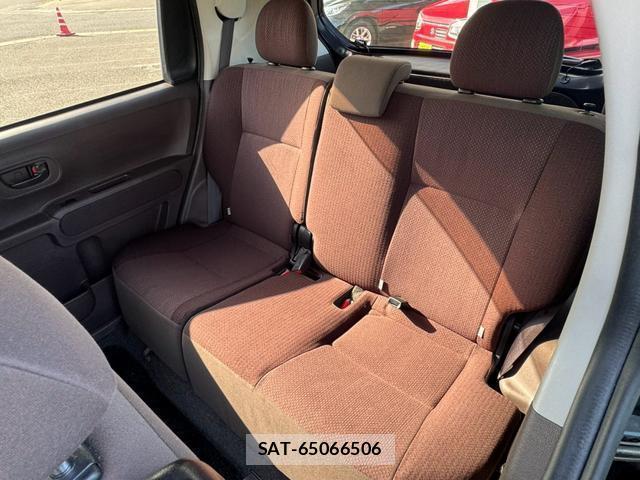 Toyota SPADE 2012-09 8342208-6