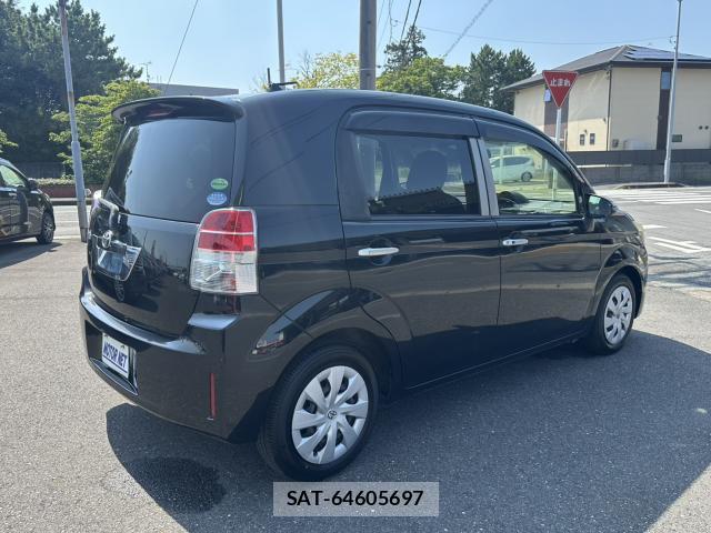 Toyota SPADE 2012-12 8342210-1