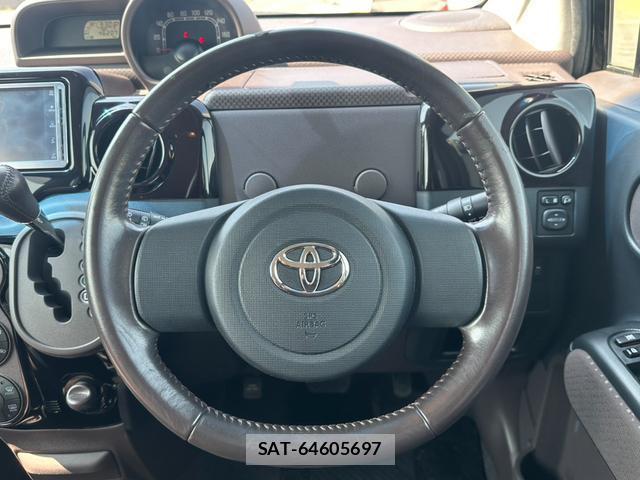 Toyota SPADE 2012-12 8342210-17