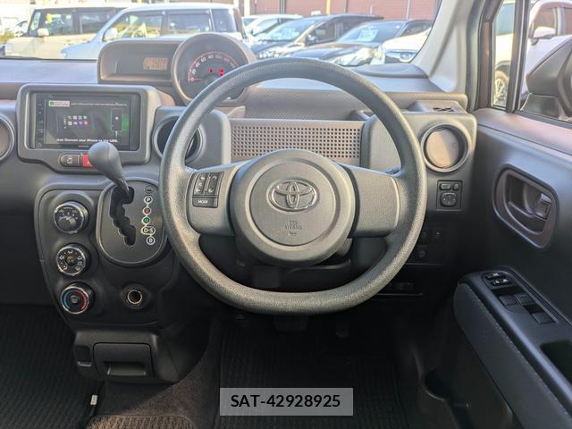 Toyota SPADE 2016-06 8343293-17