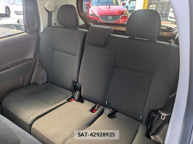 Toyota SPADE 2016-06 8343293-6